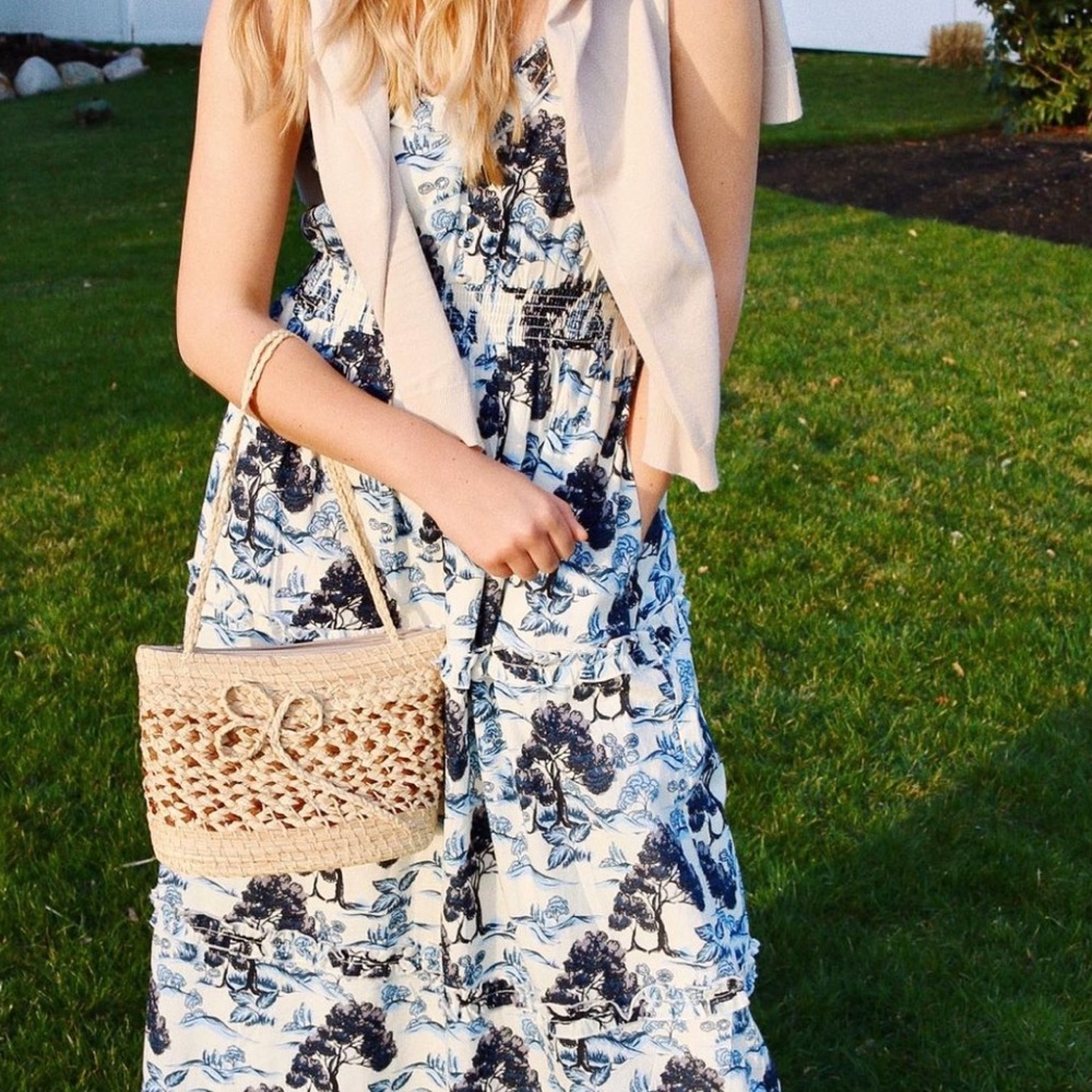 Patterned Maxi Dress - Picture 2 of 11